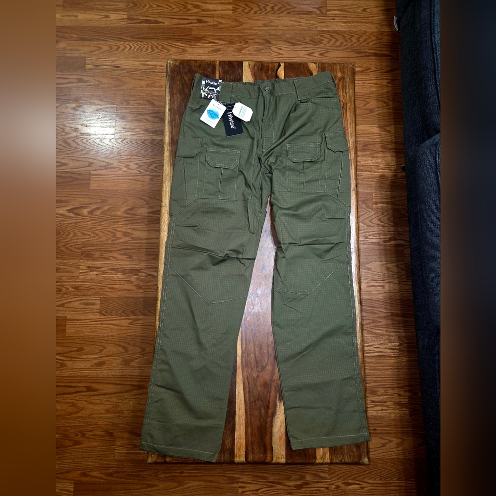 Hiwise Men's Olive Green Cargo Pants